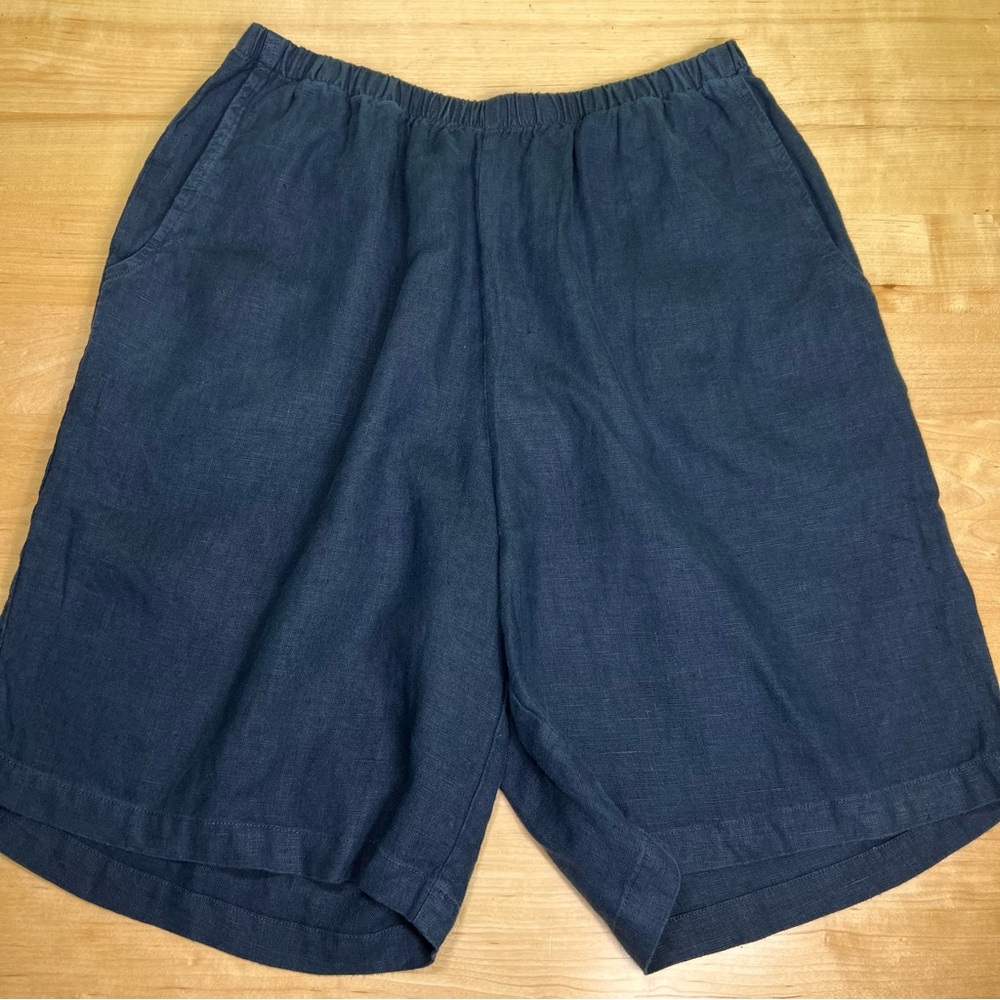 Flax Women's Navy Shorts